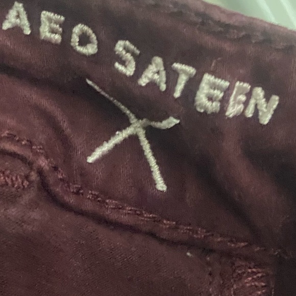 AE Red Button Fly Super Stretch Jeggings Size 0 - Picture 11 of 11